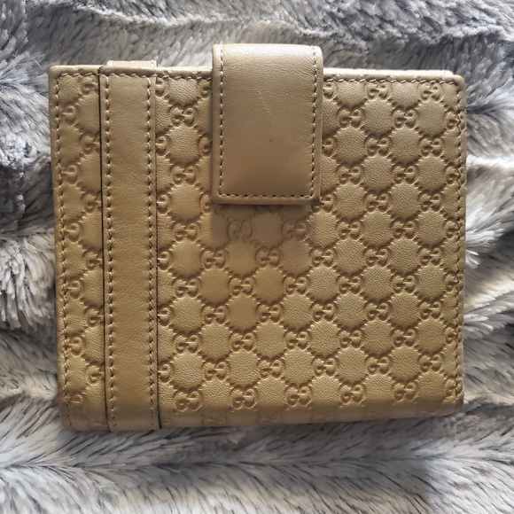 GUCCI Micro Guccissima Belt Buckle Compact Wallet - Picture 7 of 7